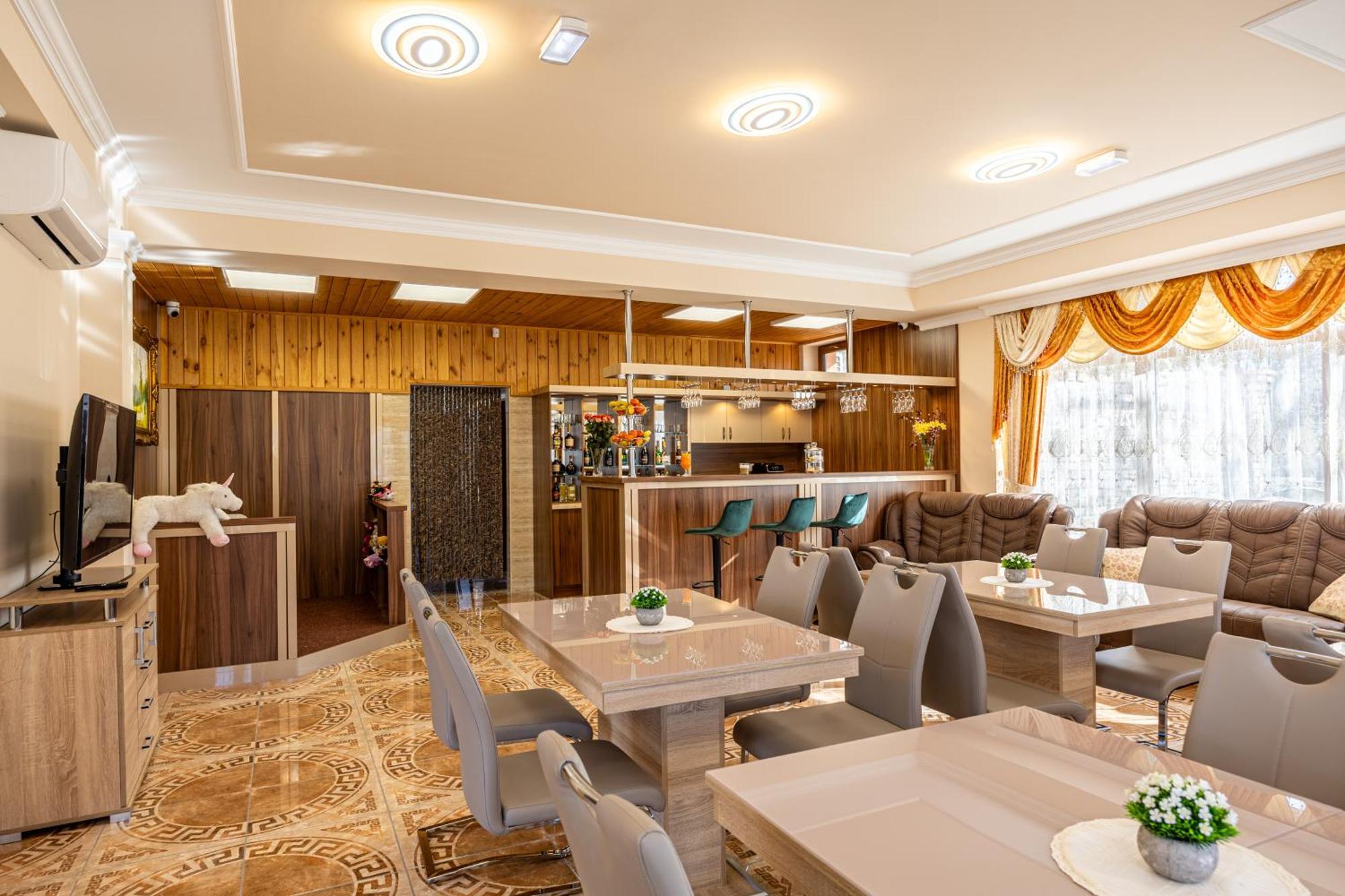 Voeroes Alom Panzio Bed and Breakfast Tiszakécske Εξωτερικό φωτογραφία