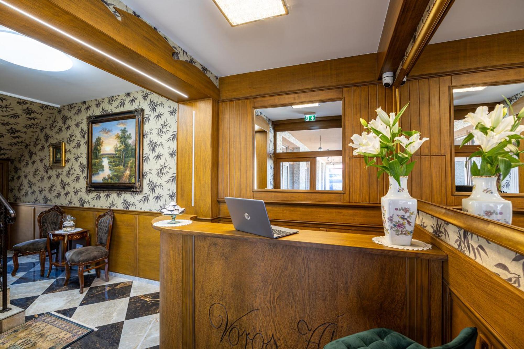 Voeroes Alom Panzio Bed and Breakfast Tiszakécske Εξωτερικό φωτογραφία